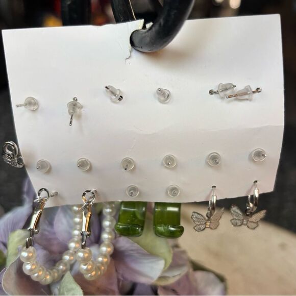 9 NEW! Multipack Silvertone Earrings Set for Women Hypoallergenic Studs NWT - Picture 5 of 7